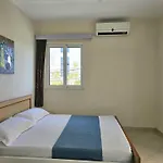 Eri Apartment *