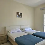 Eri * Sarande