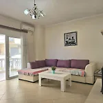Eri Apartment *