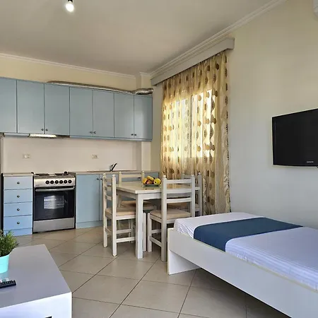 Eri Apartment *
