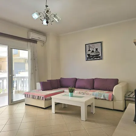 Eri Apartment *