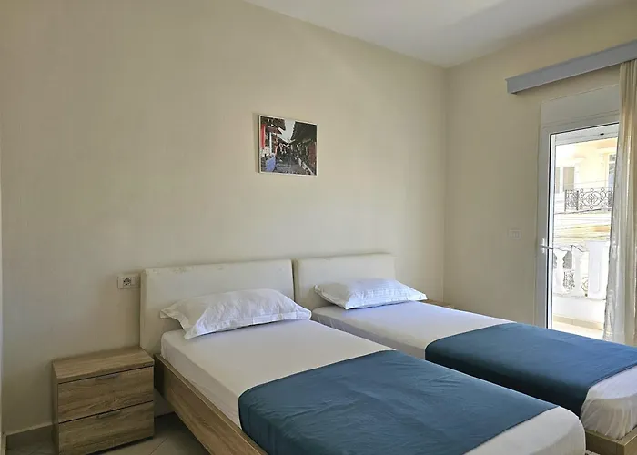 Eri * Sarandë
